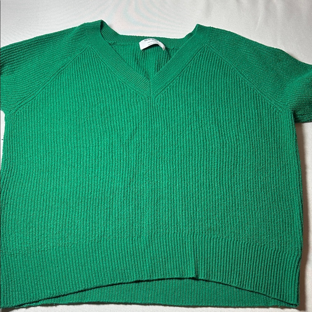 Classic Old Navy Green V-Neck Women's Sweater